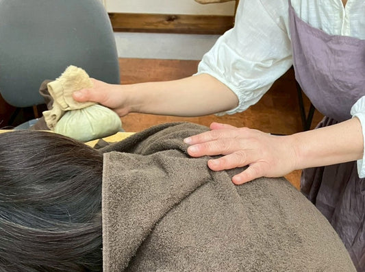 【コラム】ハーブボールの使い方と注意点 ～ 自宅で出来る温活セルフケア完全ガイド ～